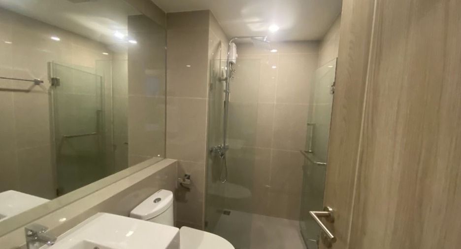 Condo en alquiler de 2 habitaciones en Phra Khanong, Bangkok
