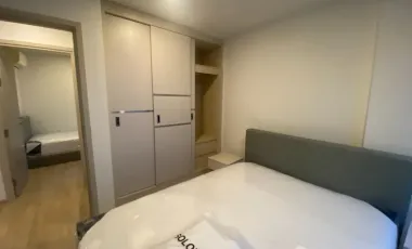 Condo en alquiler de 2 habitaciones en Phra Khanong, Bangkok