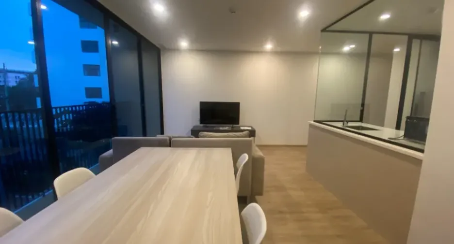 For rent 2 bedrooms condo in Phra Khanong, Bangkok