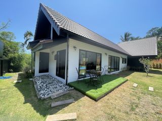 Villa en alquiler de 4 habitaciones en Thalang, Phuket