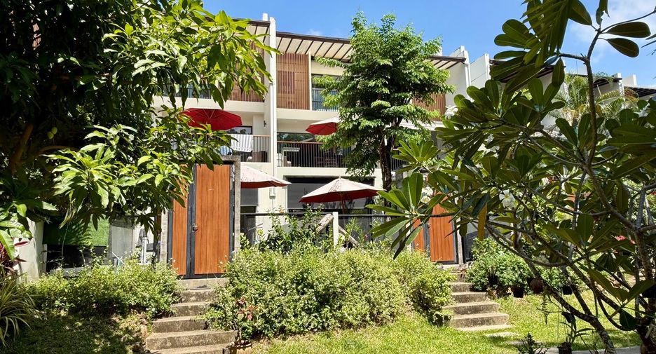 For rent 3 bedrooms townhouse in Ko Samui, Surat Thani