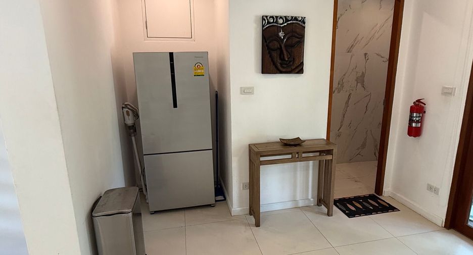 For rent 3 bedrooms townhouse in Ko Samui, Surat Thani