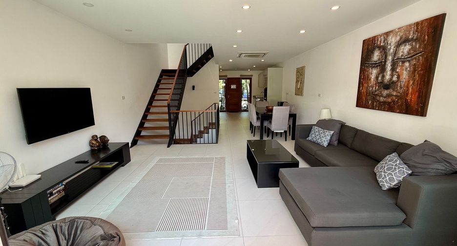 For rent 3 bedrooms townhouse in Ko Samui, Surat Thani