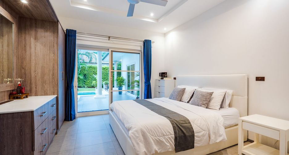 For sale 3 bedrooms villa in Hua Hin, Prachuap Khiri Khan
