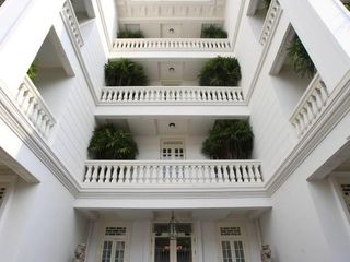 For sale 20 ベッドルーム hotel in Khlong Toei, Bangkok