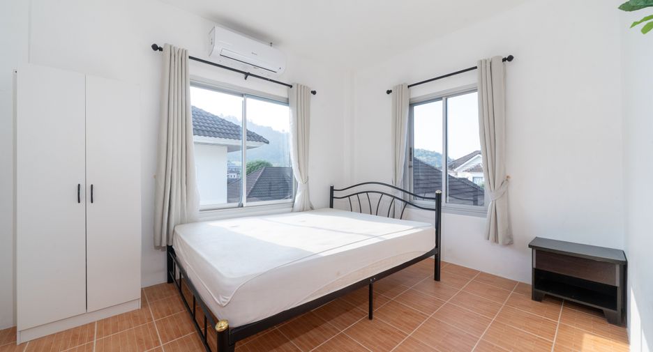 For rent and for sale 4 bedrooms house in Mueang Phuket, Phuket
