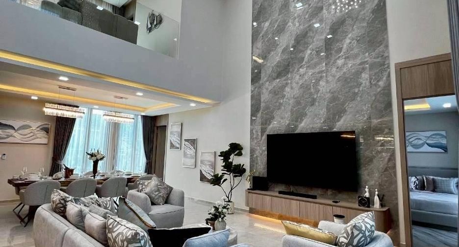 For sale 5 bedrooms villa in East Pattaya, Pattaya