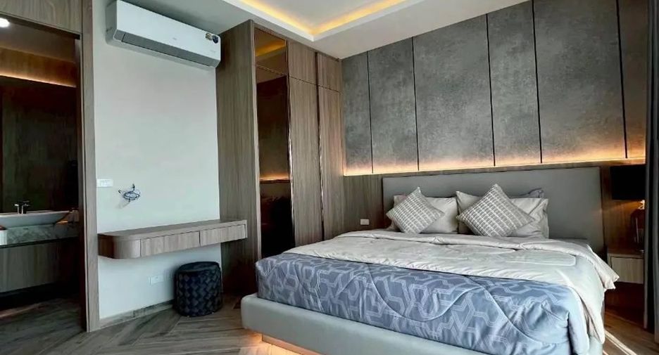 For sale 5 bedrooms villa in East Pattaya, Pattaya