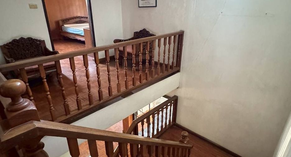 For sale 4 bedrooms house in Hang Dong, Chiang Mai