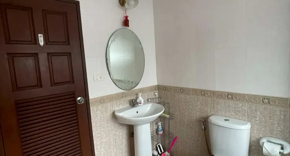 ให้เช่า 3 ห้องนอน วิลล่า ใน ห้วยใหญ่, พัทยา