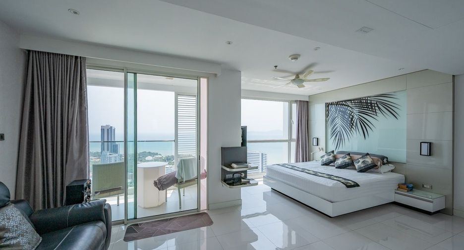 For sale 3 bedrooms condo in Bang Lamung, Chonburi
