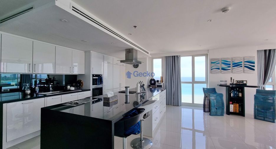 Condo en venta de 3 habitaciones en Bang Lamung, Chonburi