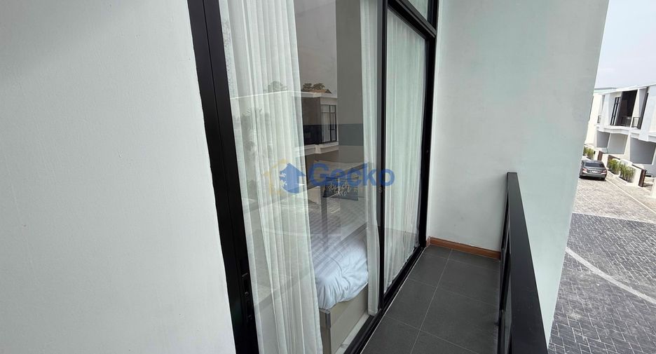 For sale 3 bedrooms house in Bang Lamung, Chonburi