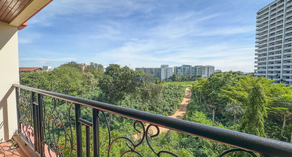 For rent 2 bedrooms condo in Bang Lamung, Chonburi