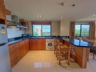 For rent 2 bedrooms condo in Bang Lamung, Chonburi