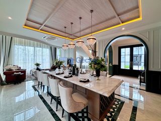 Haus zum Kauf mit 5 Zimmer in Bang Lamung, Chonburi