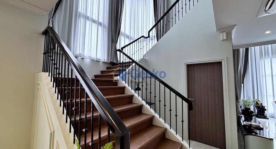 Haus zum Kauf mit 4 Zimmer in Bang Lamung, Chonburi