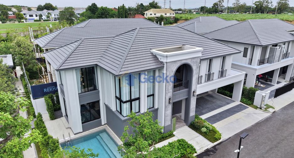 Haus zum Kauf mit 4 Zimmer in Bang Lamung, Chonburi