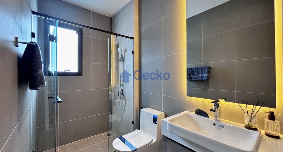 Haus zum Kauf mit 4 Zimmer in Bang Lamung, Chonburi