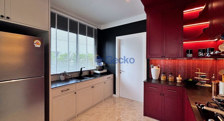 Haus zum Kauf mit 4 Zimmer in Bang Lamung, Chonburi