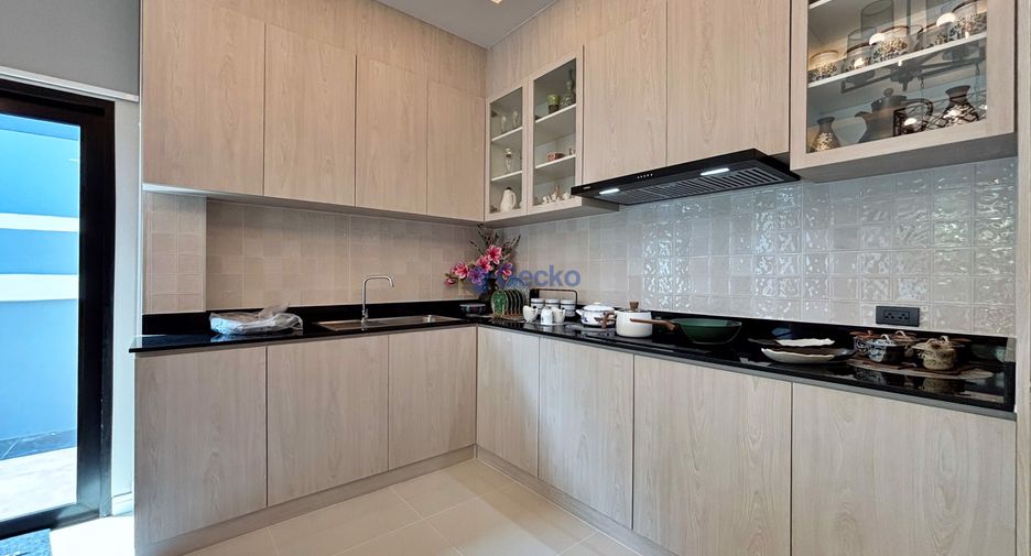 For sale 3 bedrooms house in Bang Lamung, Chonburi