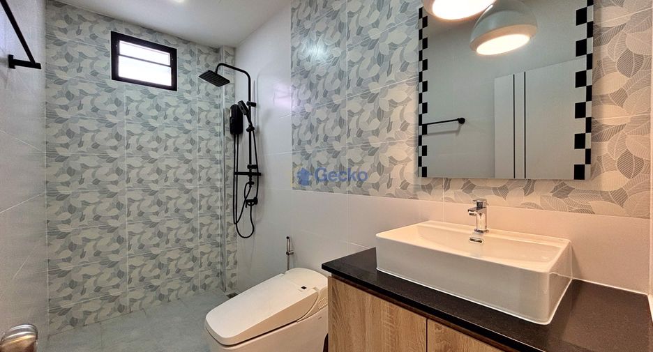 For sale 3 bedrooms house in Bang Lamung, Chonburi