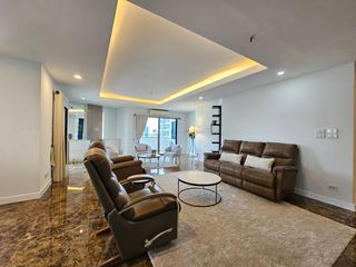 Condo en alquiler de 3 habitaciones en Watthana, Bangkok