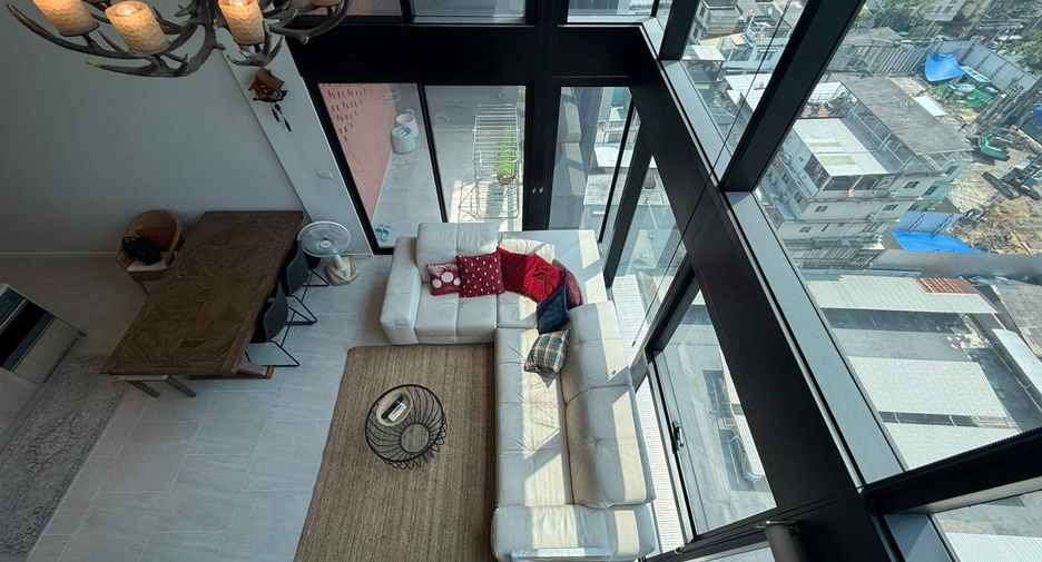 For rent 2 bedrooms condo in Sathon, Bangkok