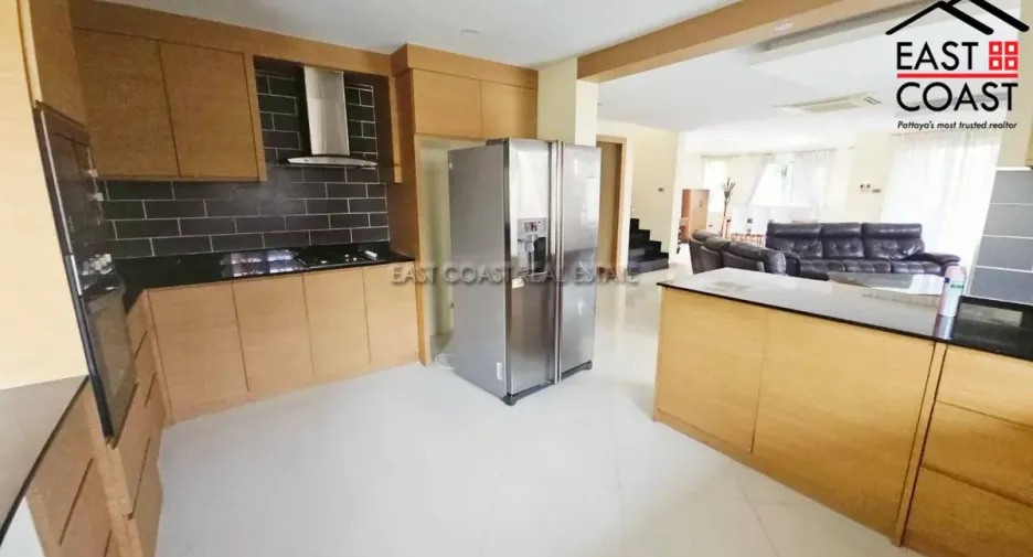 For rent 4 bedrooms house in Bang Lamung, Chonburi