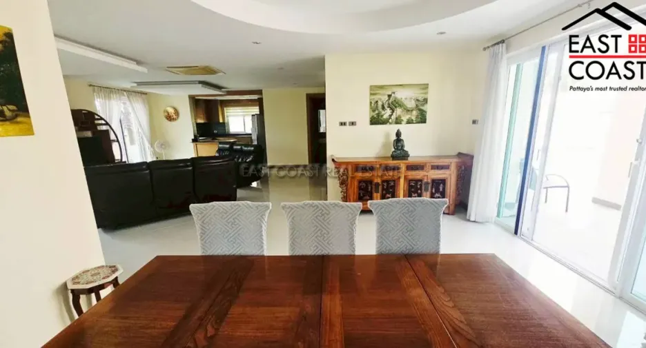 For rent 4 bedrooms house in Bang Lamung, Chonburi
