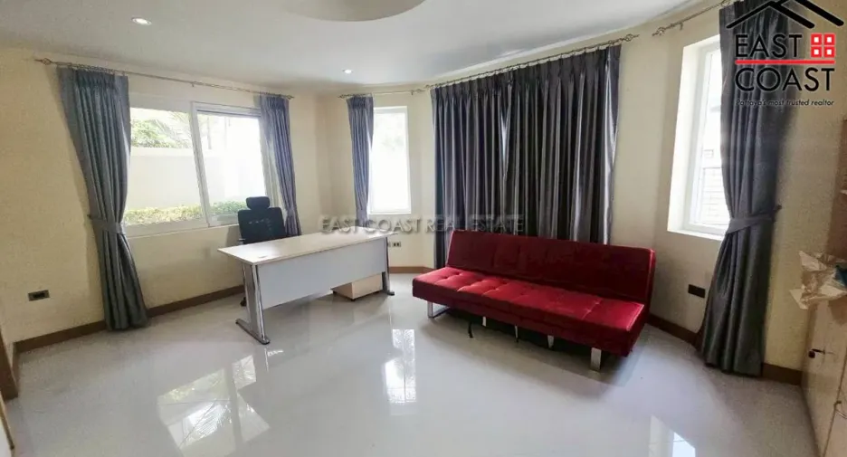 For rent 4 bedrooms house in Bang Lamung, Chonburi