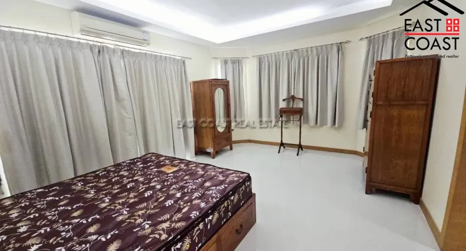 For rent 4 bedrooms house in Bang Lamung, Chonburi