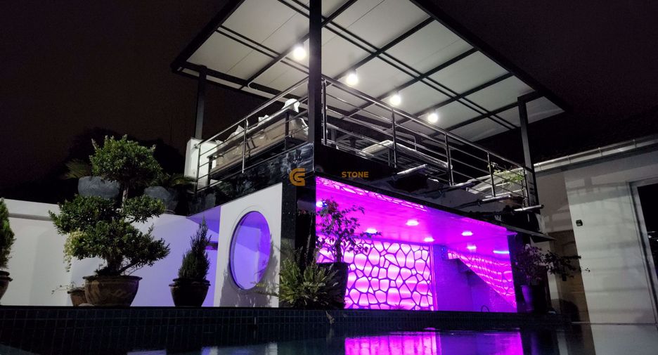 Haus zum Kauf mit 5 Zimmer in Bang Lamung, Chonburi