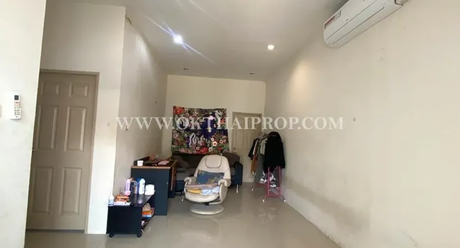 For sale 2 bedrooms townhouse in Thanyaburi, Pathum Thani