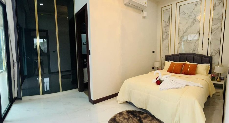 For sale 3 bedrooms villa in Bang Lamung, Chonburi