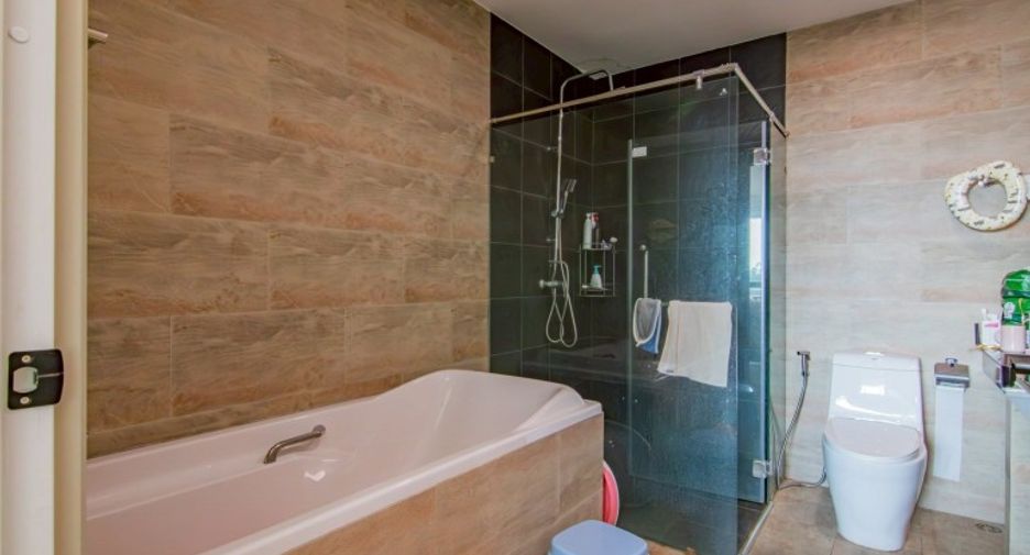 Wohnung zum Kauf mit 2 Zimmer in Bang Lamung, Chonburi