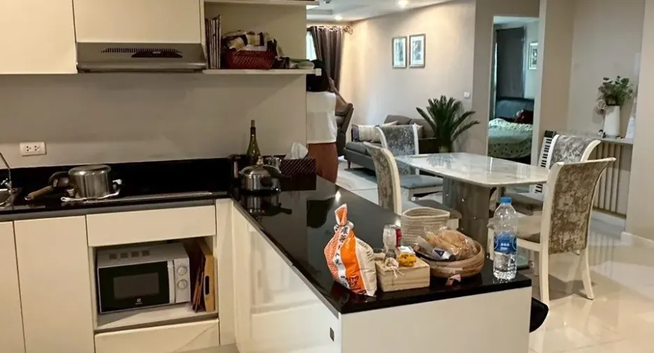 For sale 2 bedrooms condo in Watthana, Bangkok