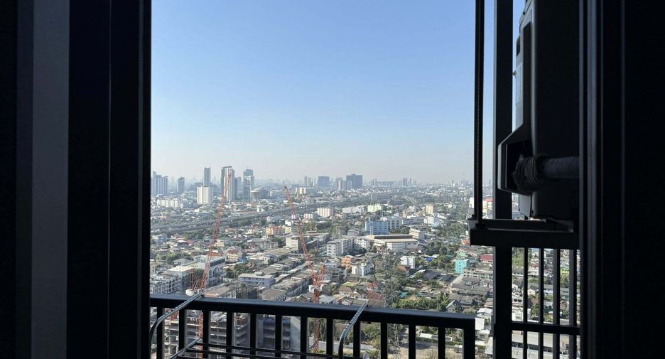 Condo en venta de 2 habitaciones en Bang Sue, Bangkok