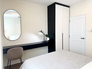 For rent 3 bedrooms condo in Pathum Wan, Bangkok