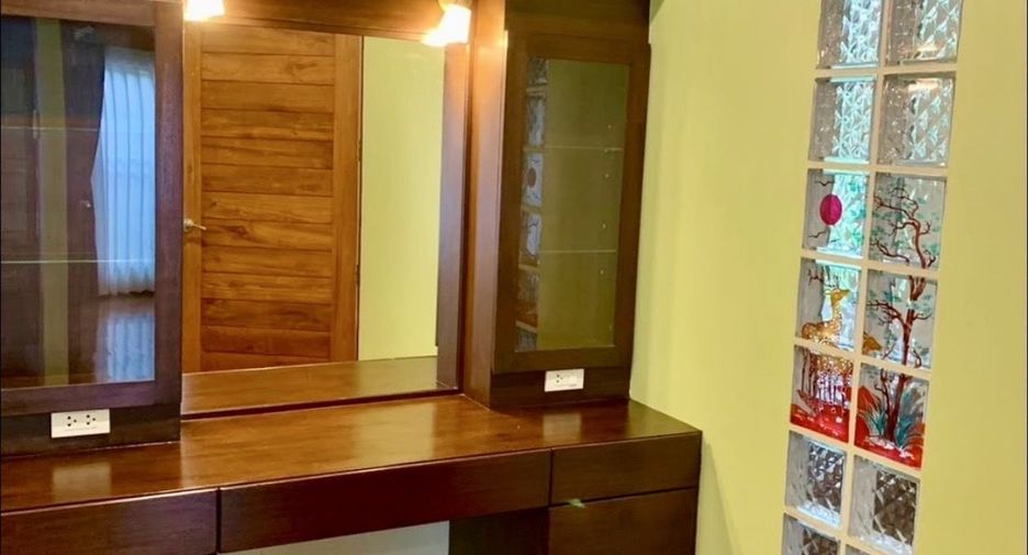 Продажа 6 спальни дом в Ханг Донг, Чианг Маи