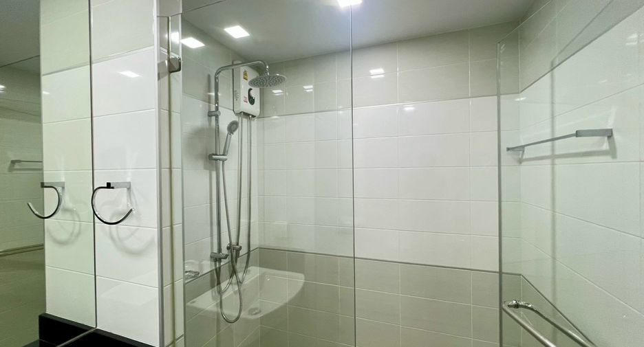À vendre 1 chambre condo à Sattahip, Chonburi