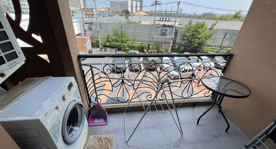 For sale 1 bed condo in Jomtien, Pattaya
