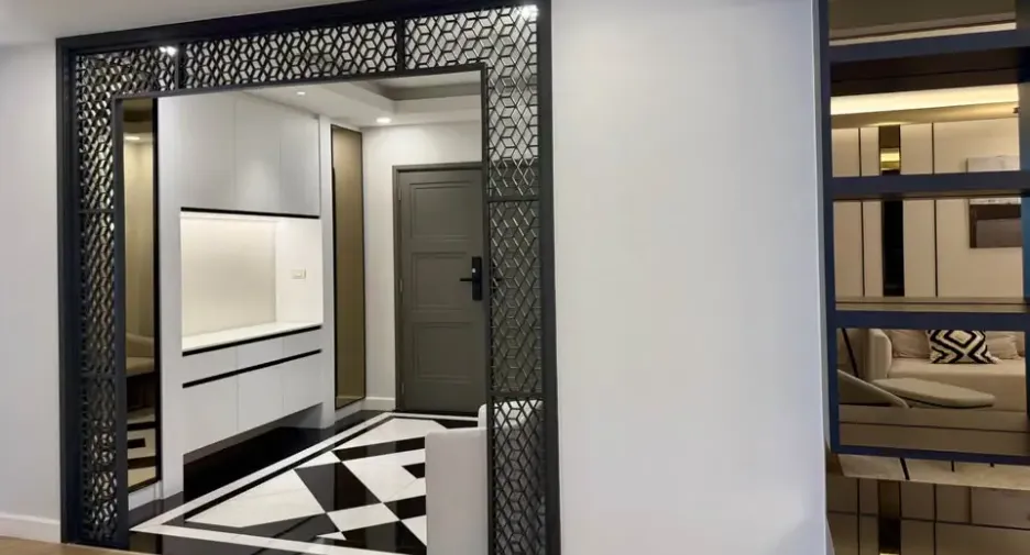 For rent and for sale 4 bedrooms condo in Khlong Toei, Bangkok