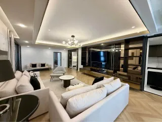 For rent and for sale 4 bedrooms condo in Khlong Toei, Bangkok