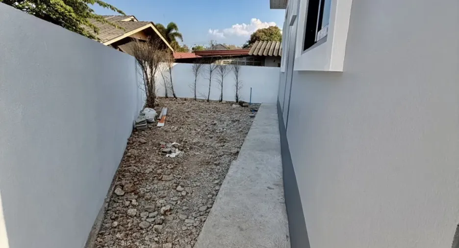 For sale 2 bedrooms house in Hang Dong, Chiang Mai