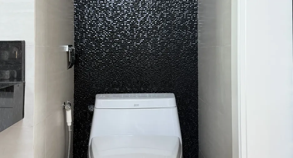 For sale 2 bedrooms condo in Chatuchak, Bangkok