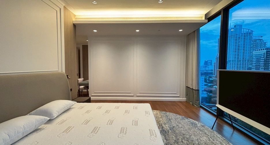 Wohnung zur Miete mit 2 Zimmer in Pathum Wan, Bangkok