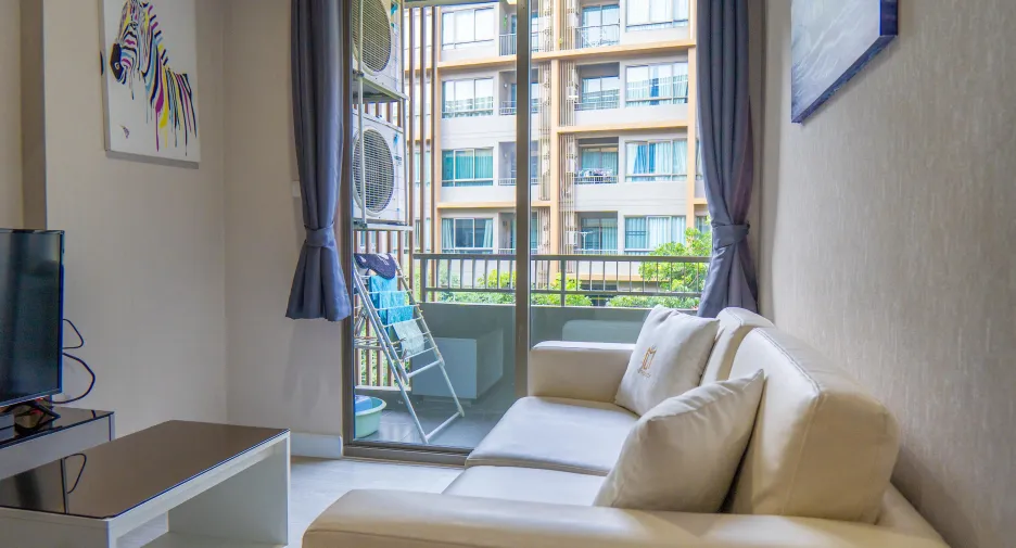 Wohnung zum Kauf und zur Miete mit 1 Zimmer in Huai Khwang, Bangkok