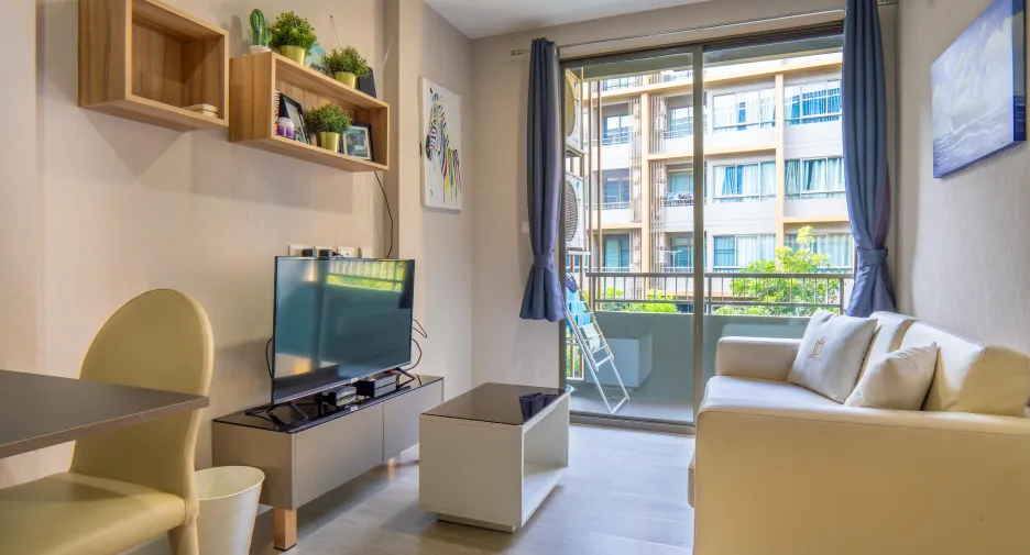Wohnung zum Kauf und zur Miete mit 1 Zimmer in Huai Khwang, Bangkok