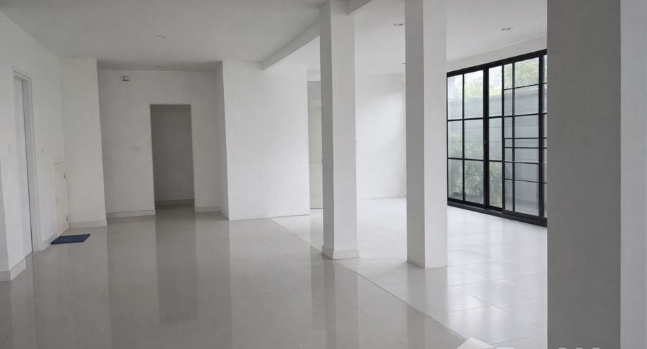 À vendre 4 chambres local commercial à Bang Phli, Samut Prakan